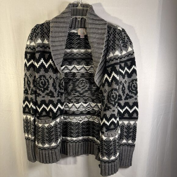 Forever 21 Women’s Shawl Collar Button Knit Cardigan Gray Black Fair Isle S/P - Picture 2 of 8